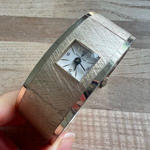 Sovereign ladies watch hinged cuff bracelet mechanical winding for parts repair